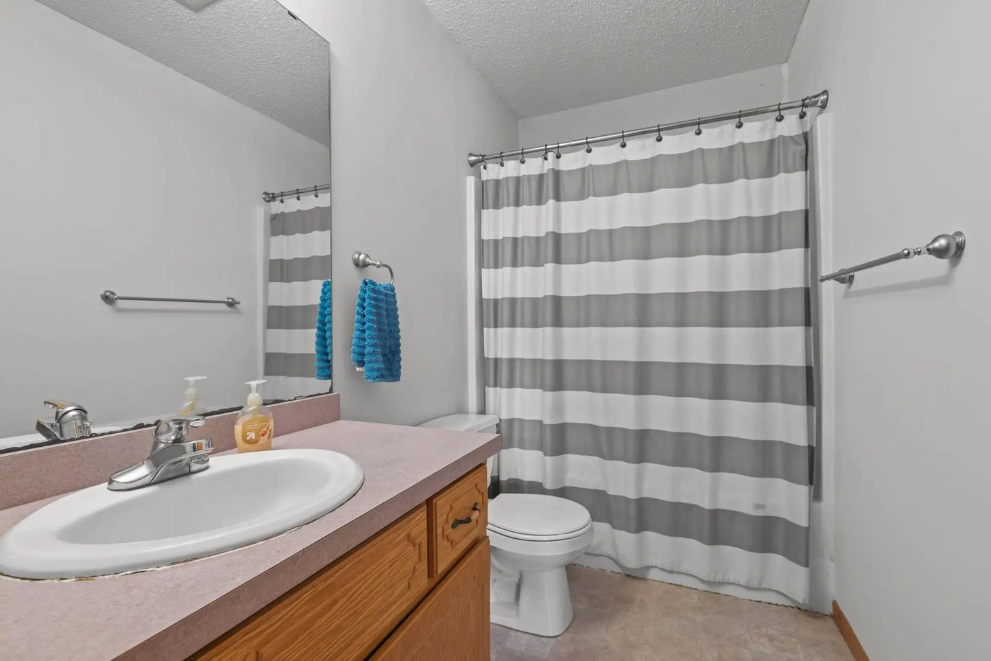 10056 Prescott Drive, Monticello, MN 55362