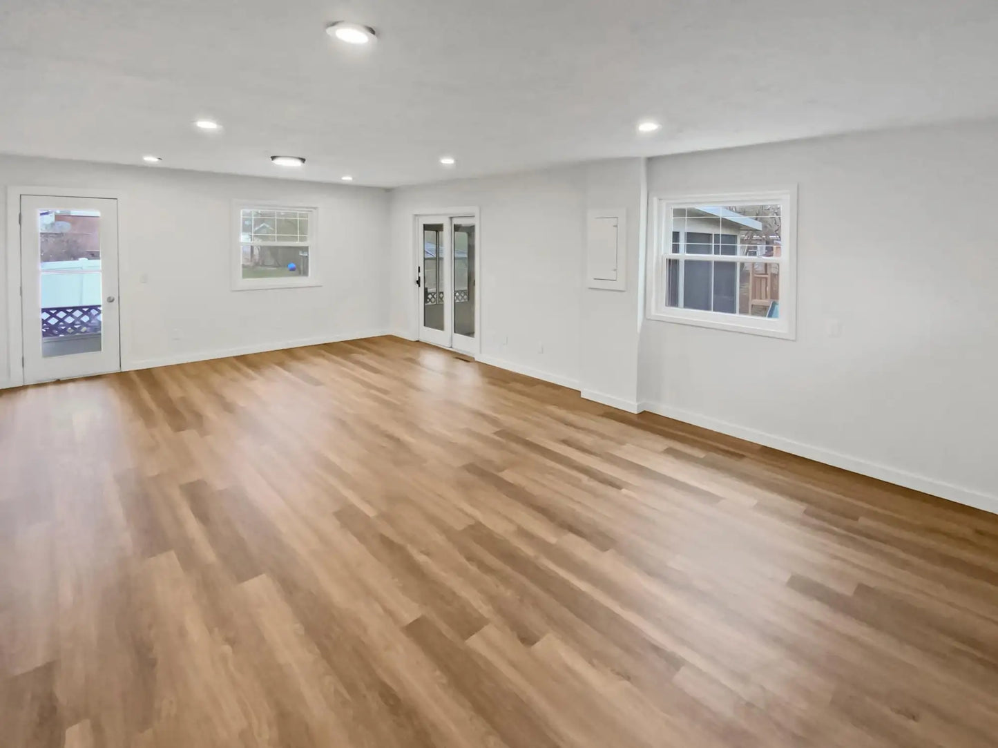 1005 Honeysuckle Lane, Farmington, MN 55024