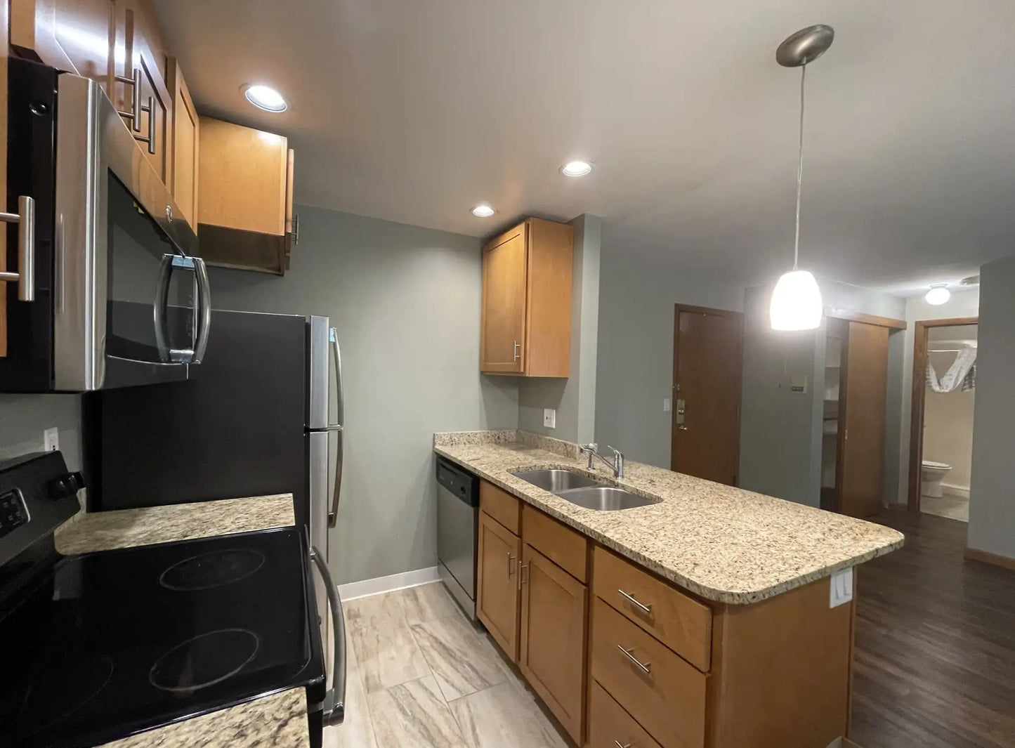 2637 Pleasant Avenue, Minneapolis, MN 55408