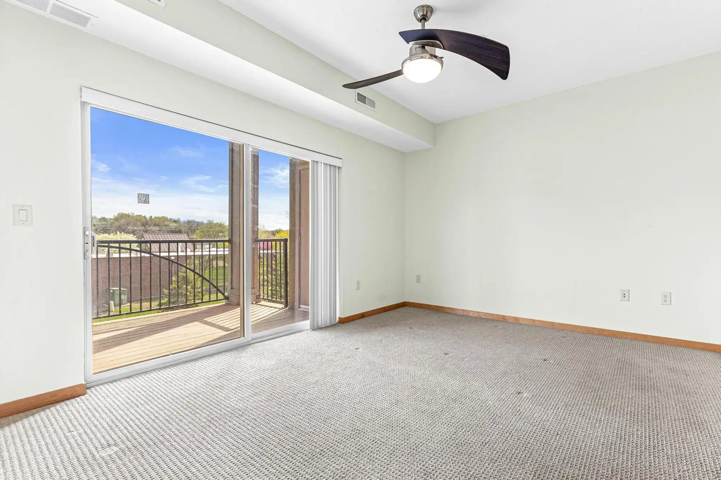 460 Ford Road, Saint Louis Park, MN 55426