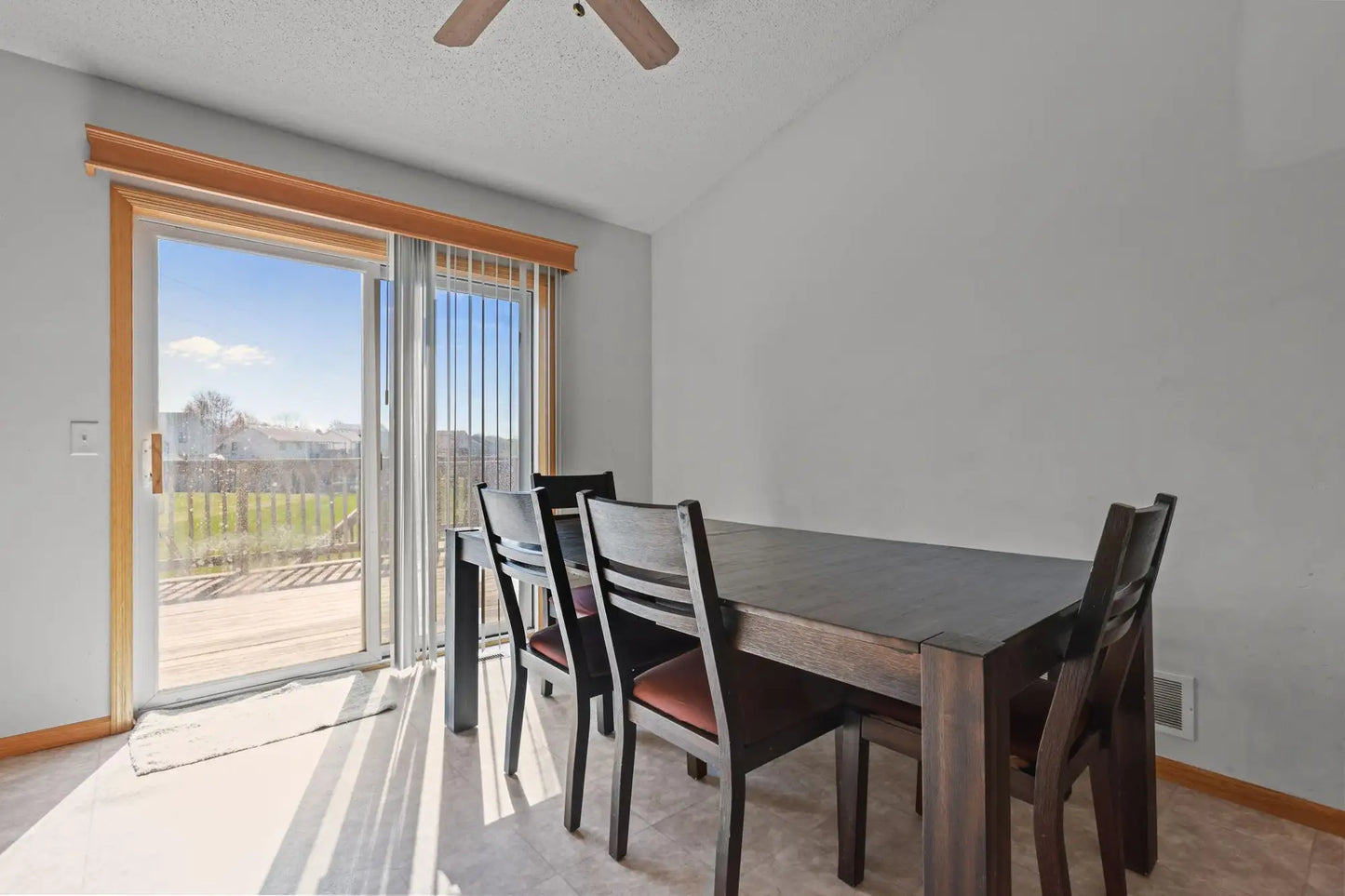 10056 Prescott Drive, Monticello, MN 55362