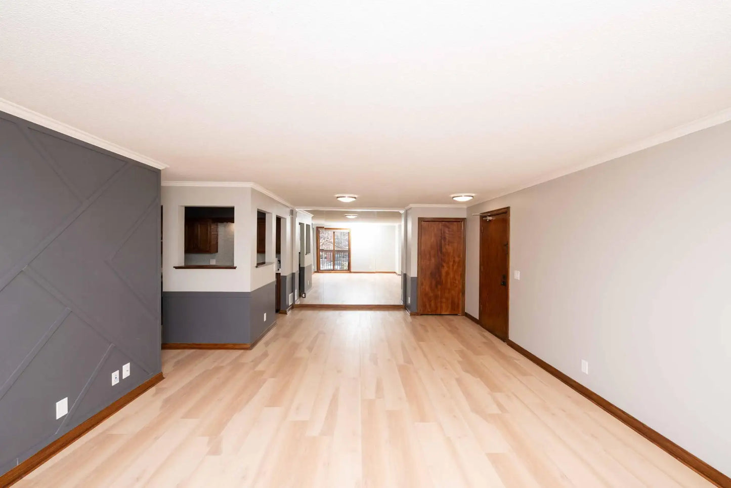 1720 3rd Avenue, Minneapolis, MN 55404