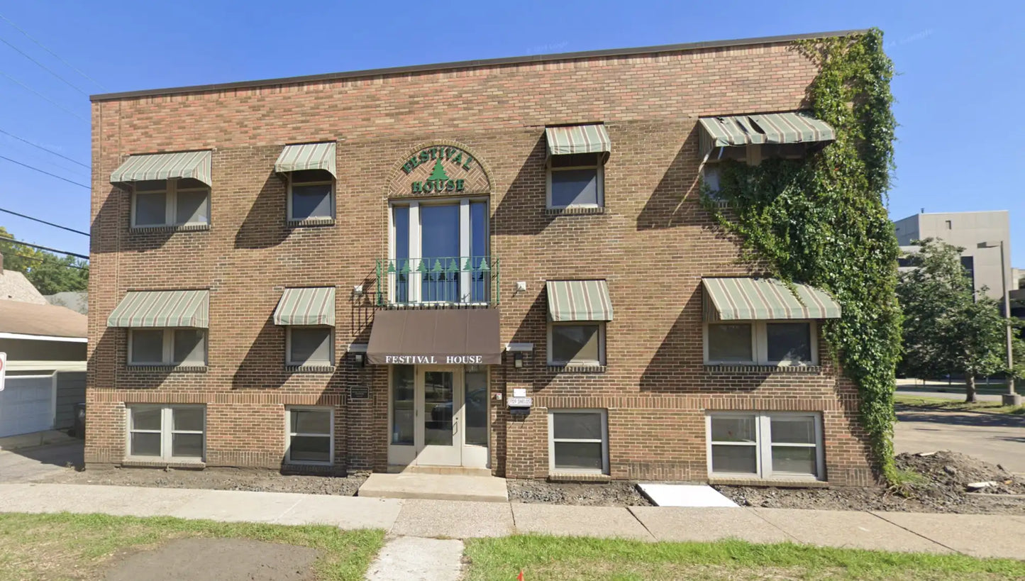 1709 Shields Avenue, Saint Paul, MN 55104