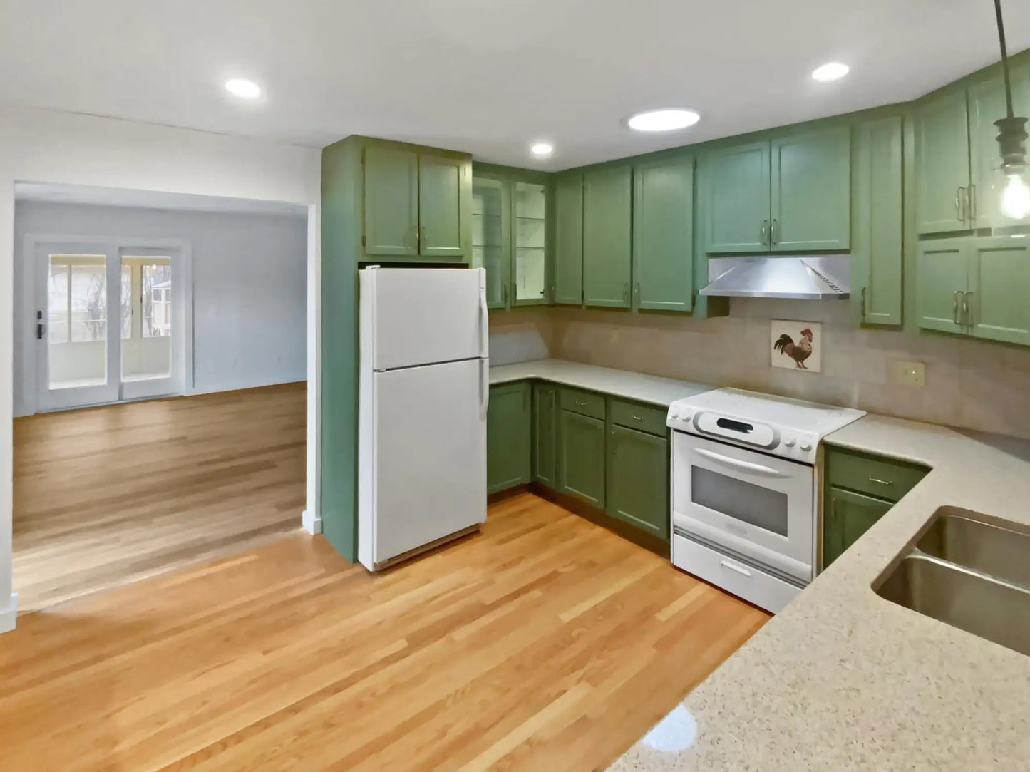 1005 Honeysuckle Lane, Farmington, MN 55024