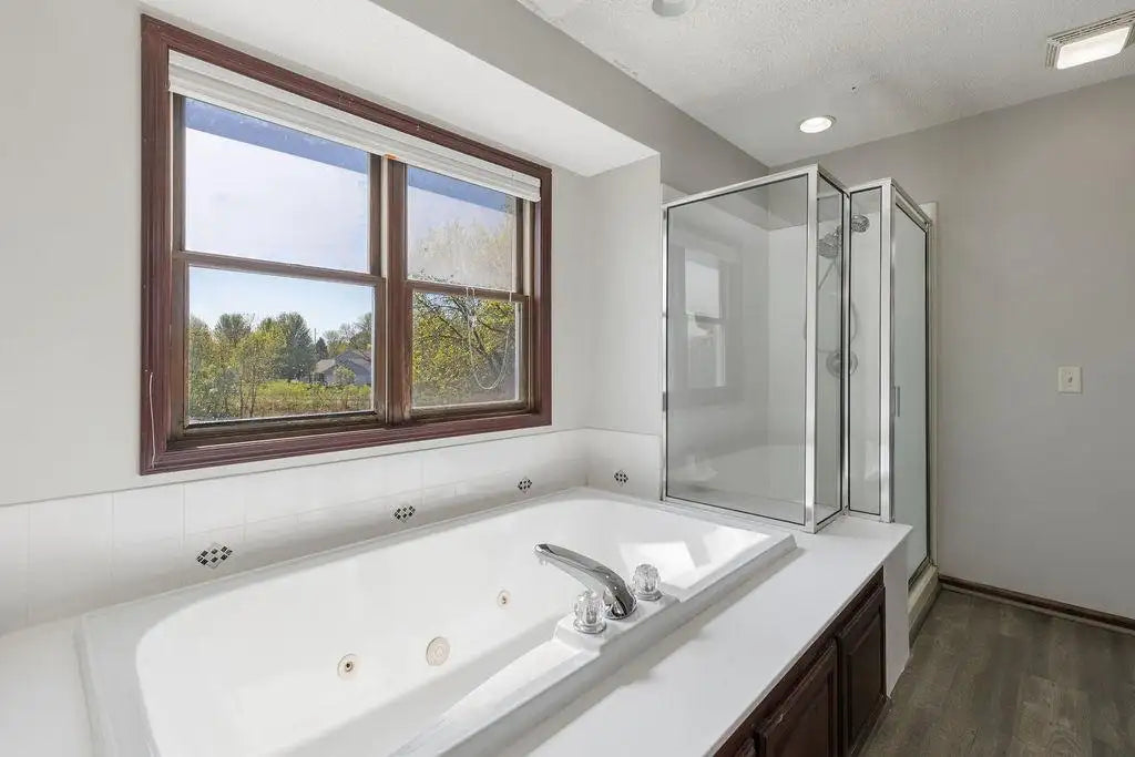 1004 Canterbury Avenue, Buffalo, MN 55313