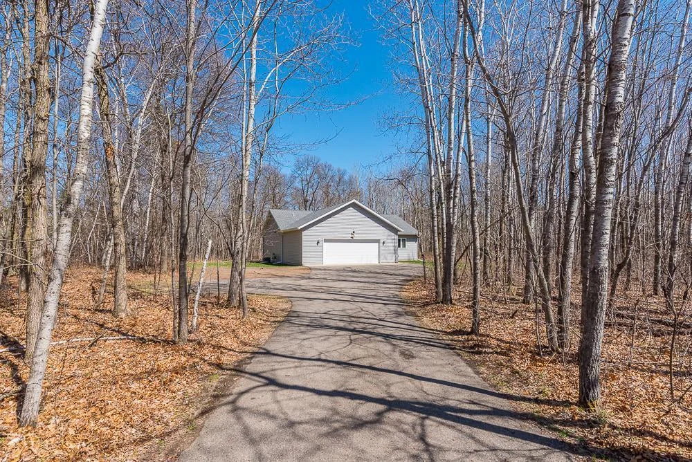 10098 Pin Oak Lane, Brainerd, MN 56401