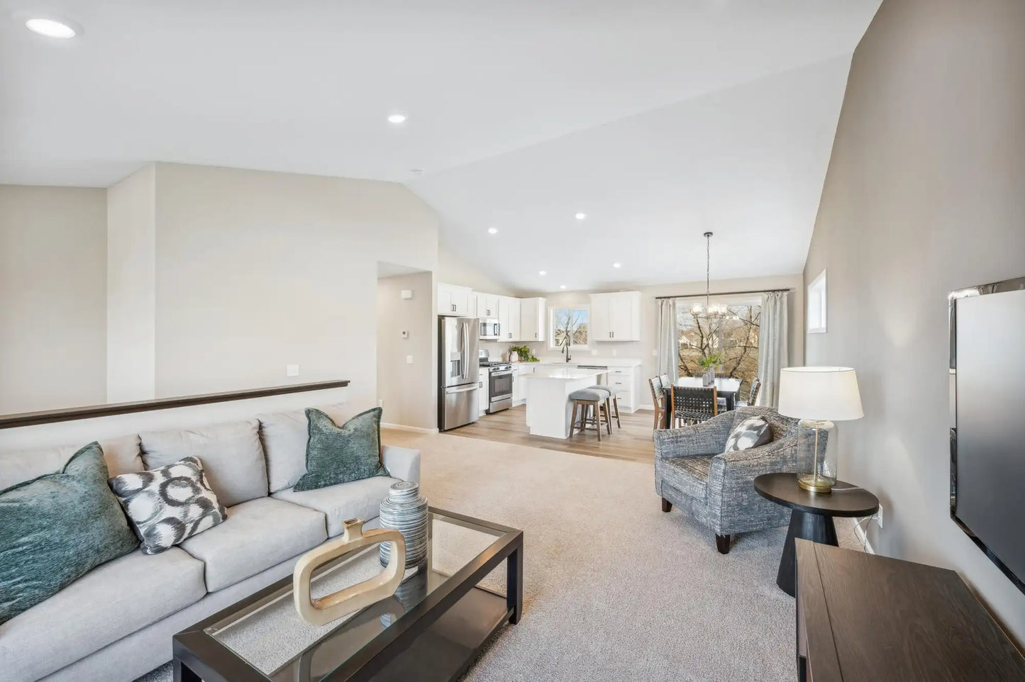 1004 Brandenburg Circle, Waverly, MN 55390