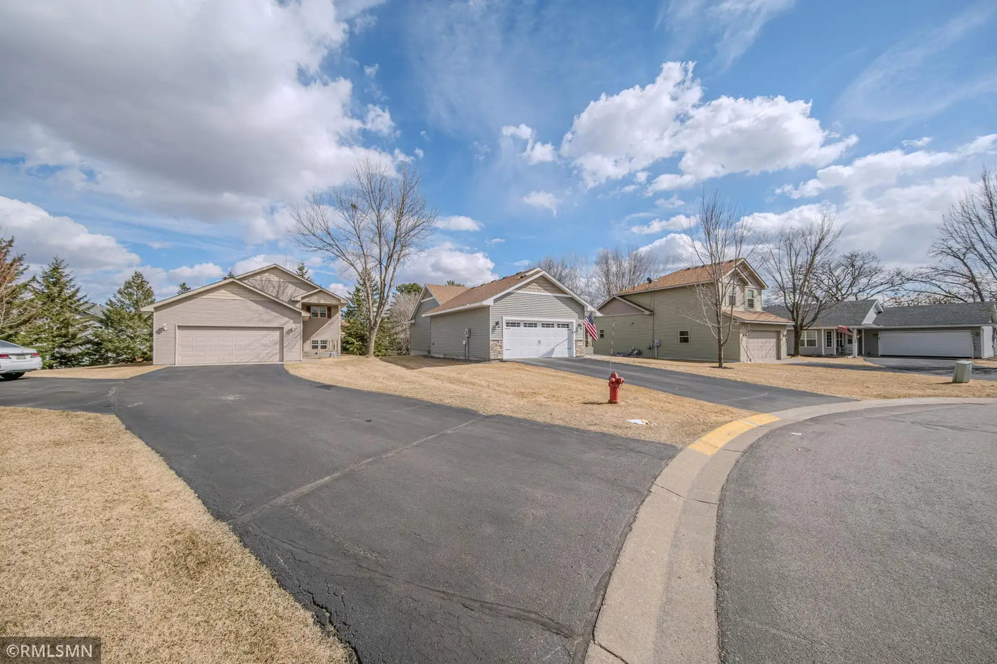 1002 Pleasant View Court, Isanti, MN 55040