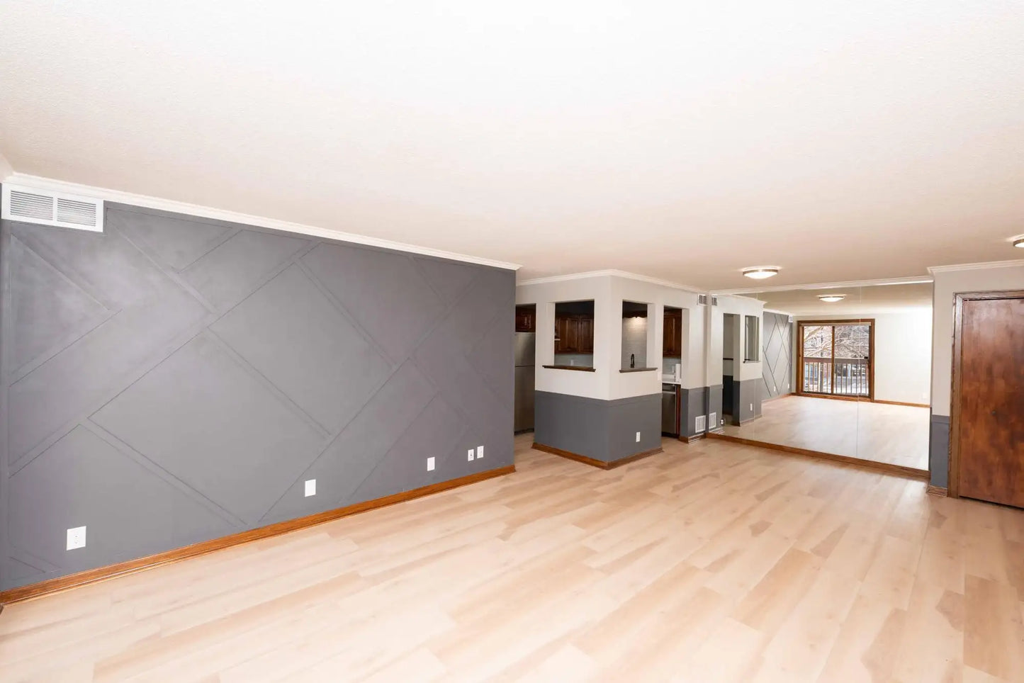 1720 3rd Avenue, Minneapolis, MN 55404