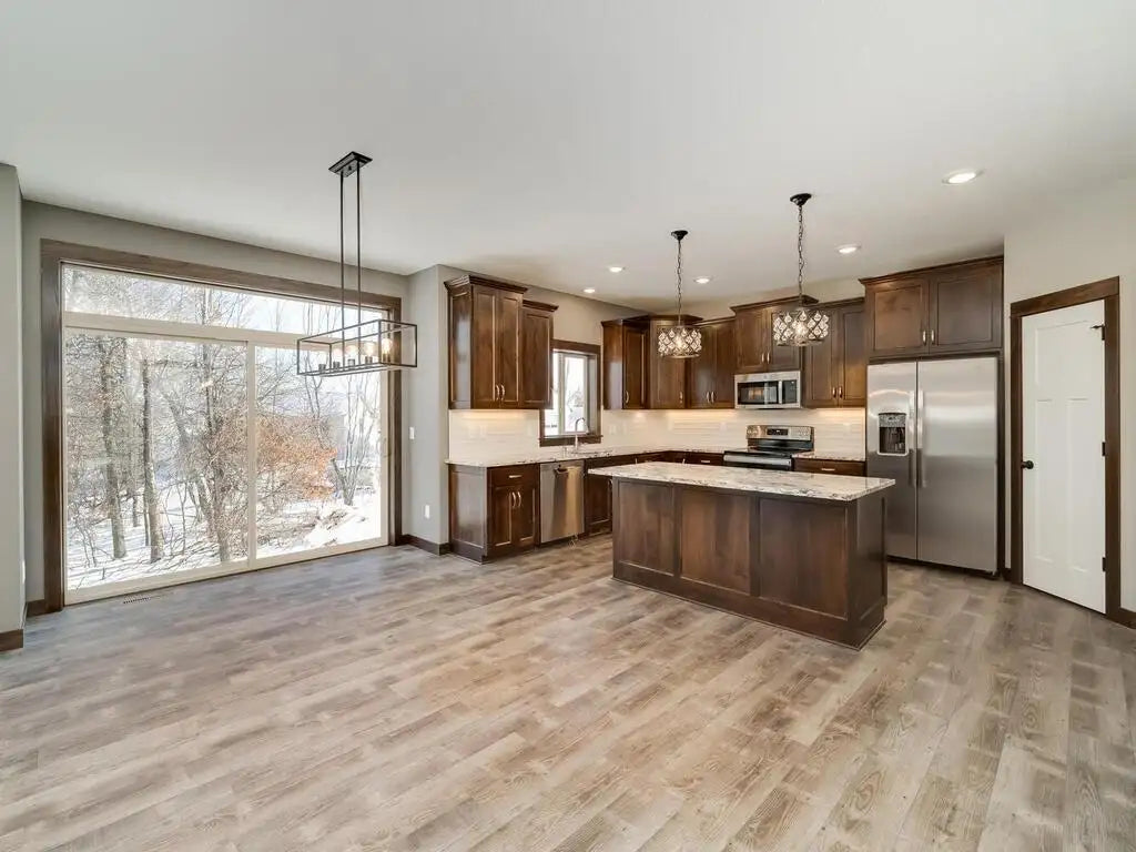 000 Narcissis Court, Cambridge, MN 55008