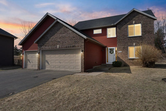9355 Giffort Court, Monticello, MN 55362