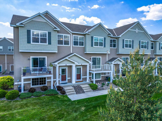9575 Jefferson Drive, Chanhassen, MN 55317