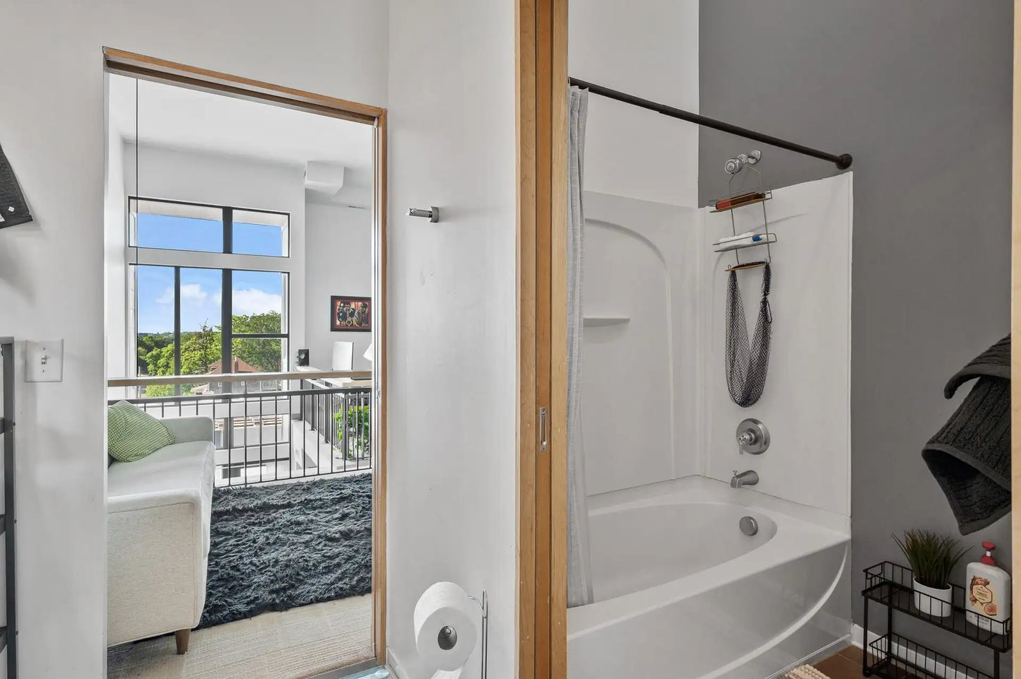 10 26th Street, Minneapolis, MN 55404