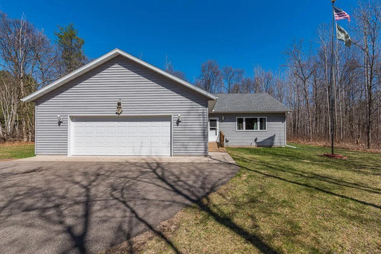 10098 Pin Oak Lane, Brainerd, MN 56401