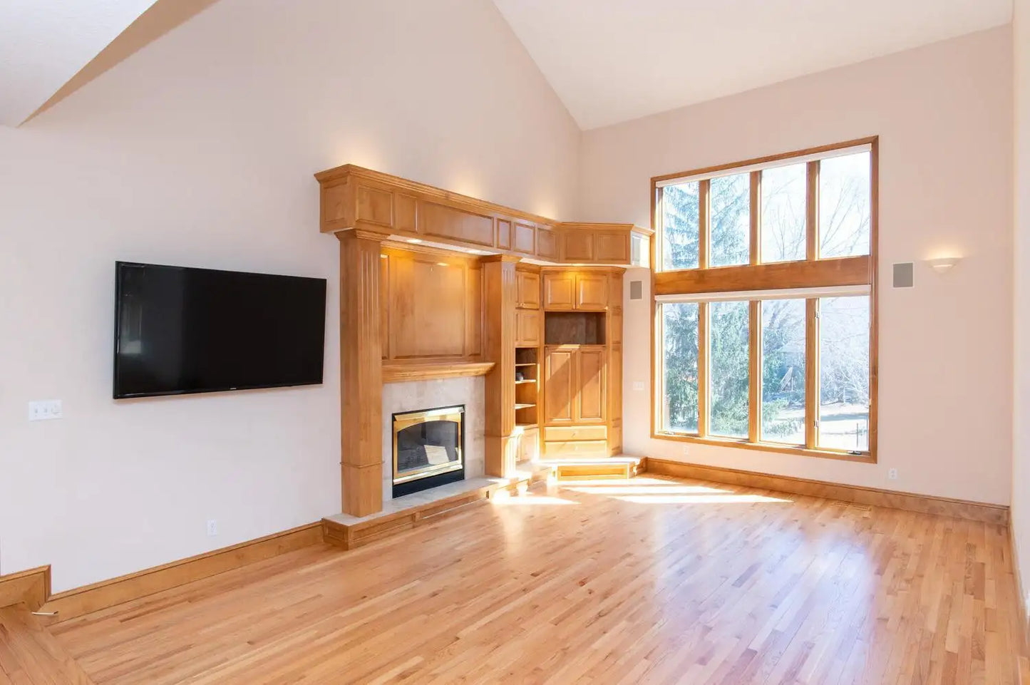 10127 Trotters Path, Eden Prairie, MN 55347