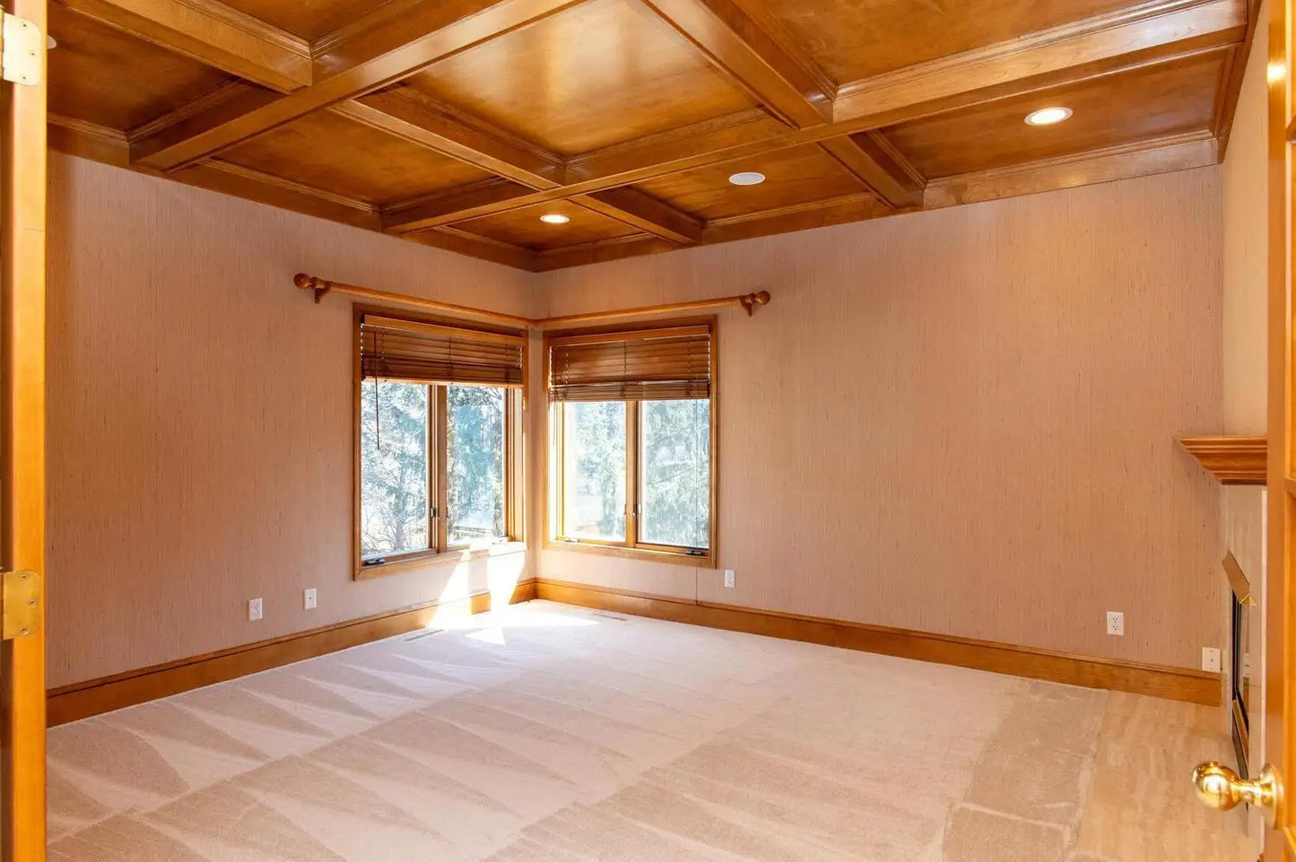 10127 Trotters Path, Eden Prairie, MN 55347