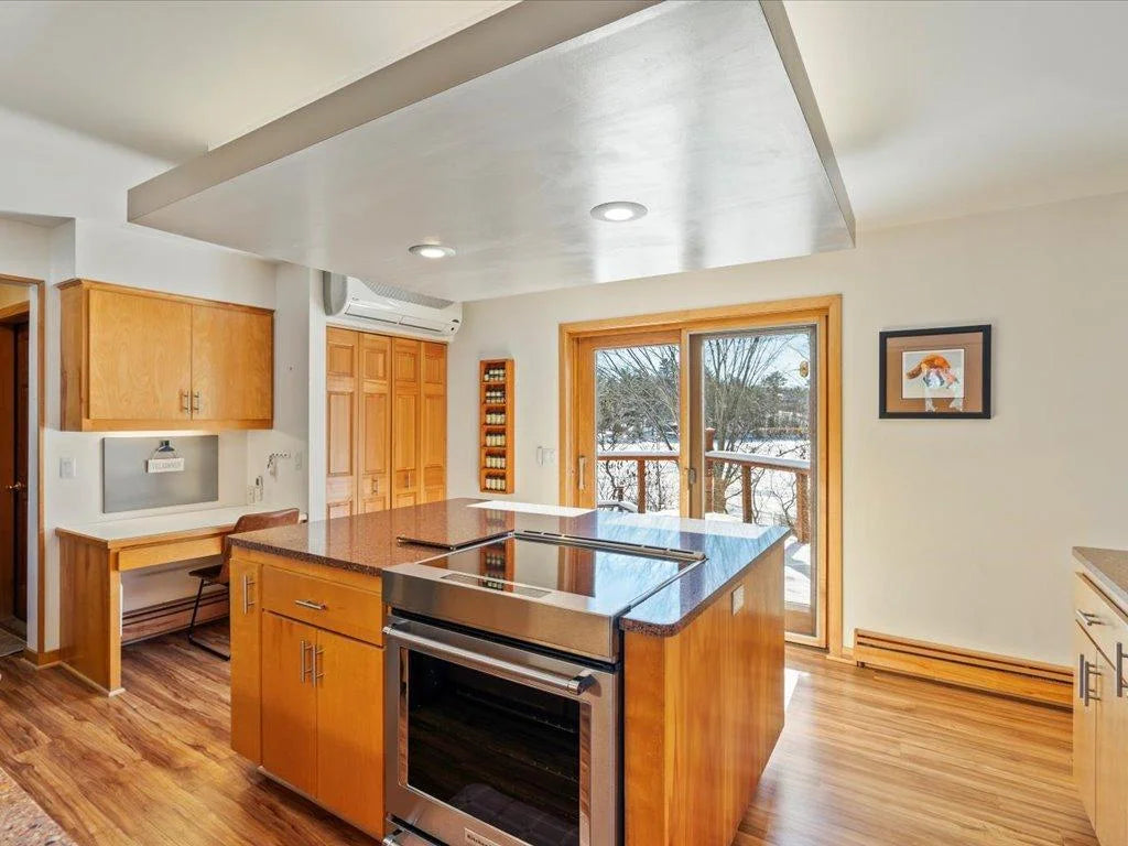 10047 Cove Pointe Road, Brainerd, MN 56401