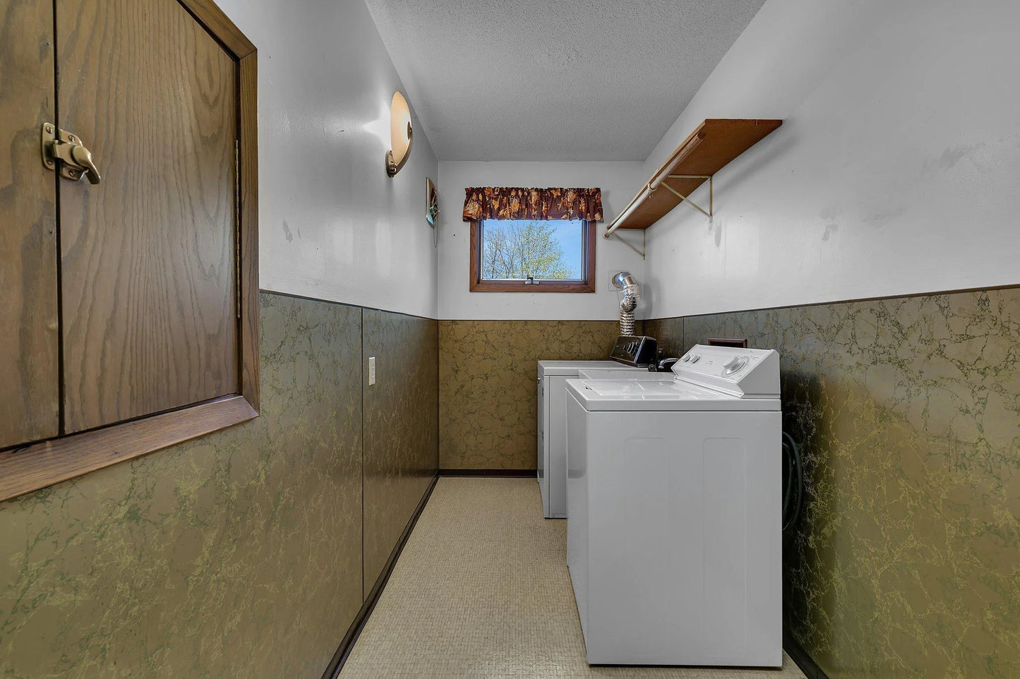 17403 Fairway Circle, Cold Spring, MN 56320