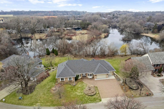 7604 Delaney Boulevard, Edina, MN 55439