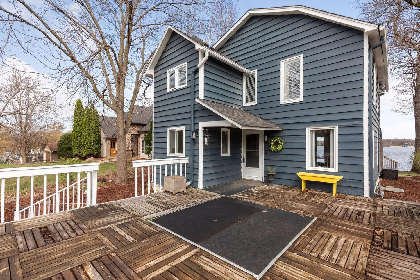 10 Woodlane Street, Tonka Bay, MN 55331