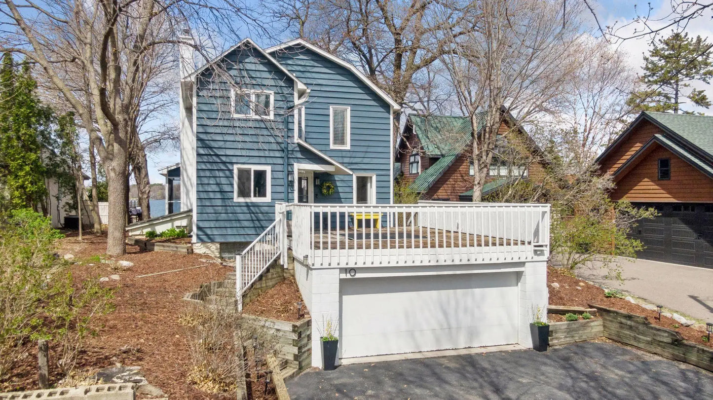 10 Woodlane Street, Tonka Bay, MN 55331