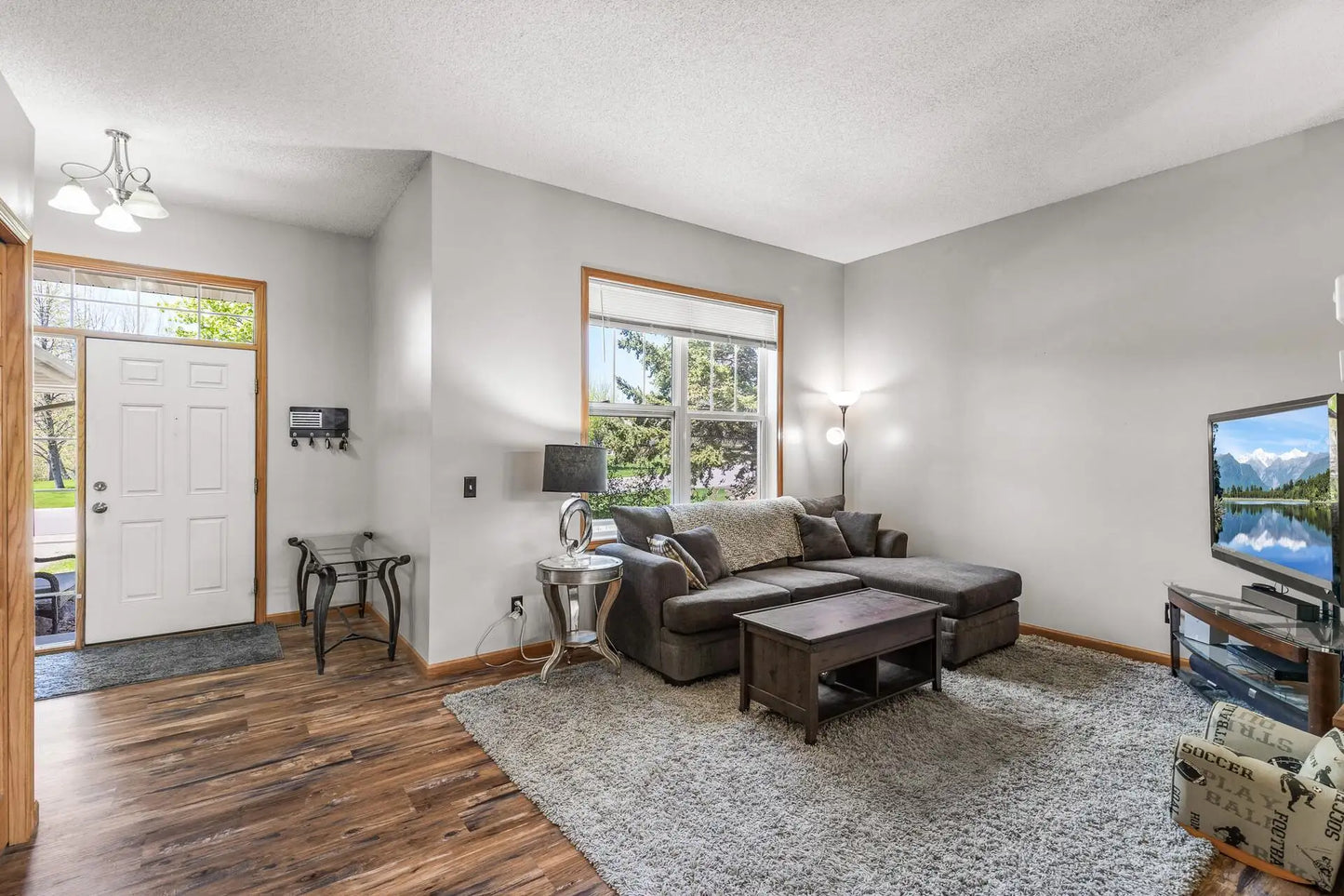 1007 Theresa Marie Drive, Elko New Market, MN 55054