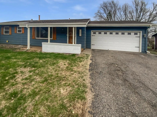 1005 Honeysuckle Lane, Farmington, MN 55024