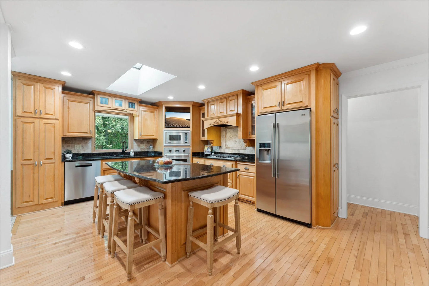1000 Valley Oaks Road, Vadnais Heights, MN 55127