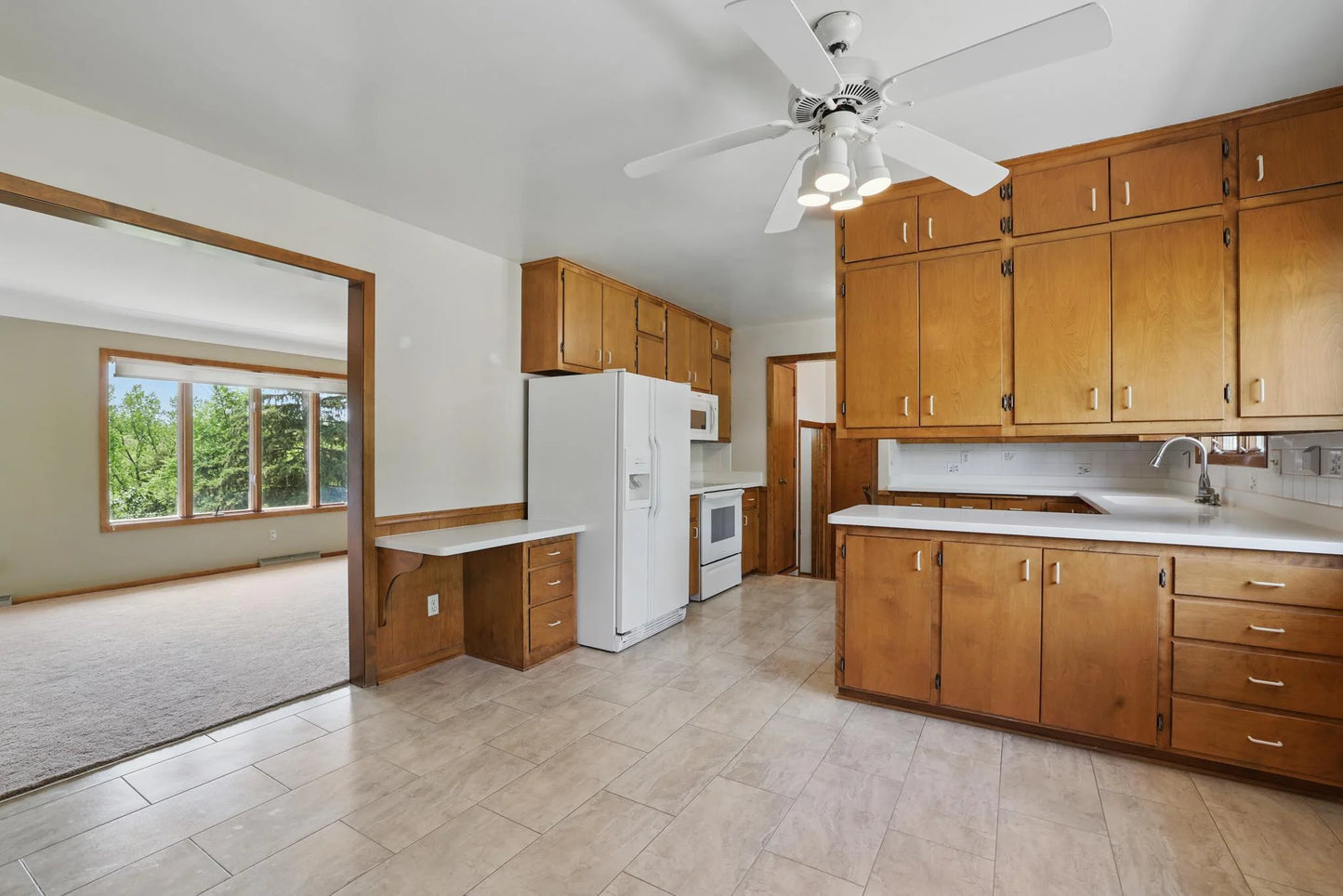 101 Sunset Drive, Belle Plaine, MN 56011