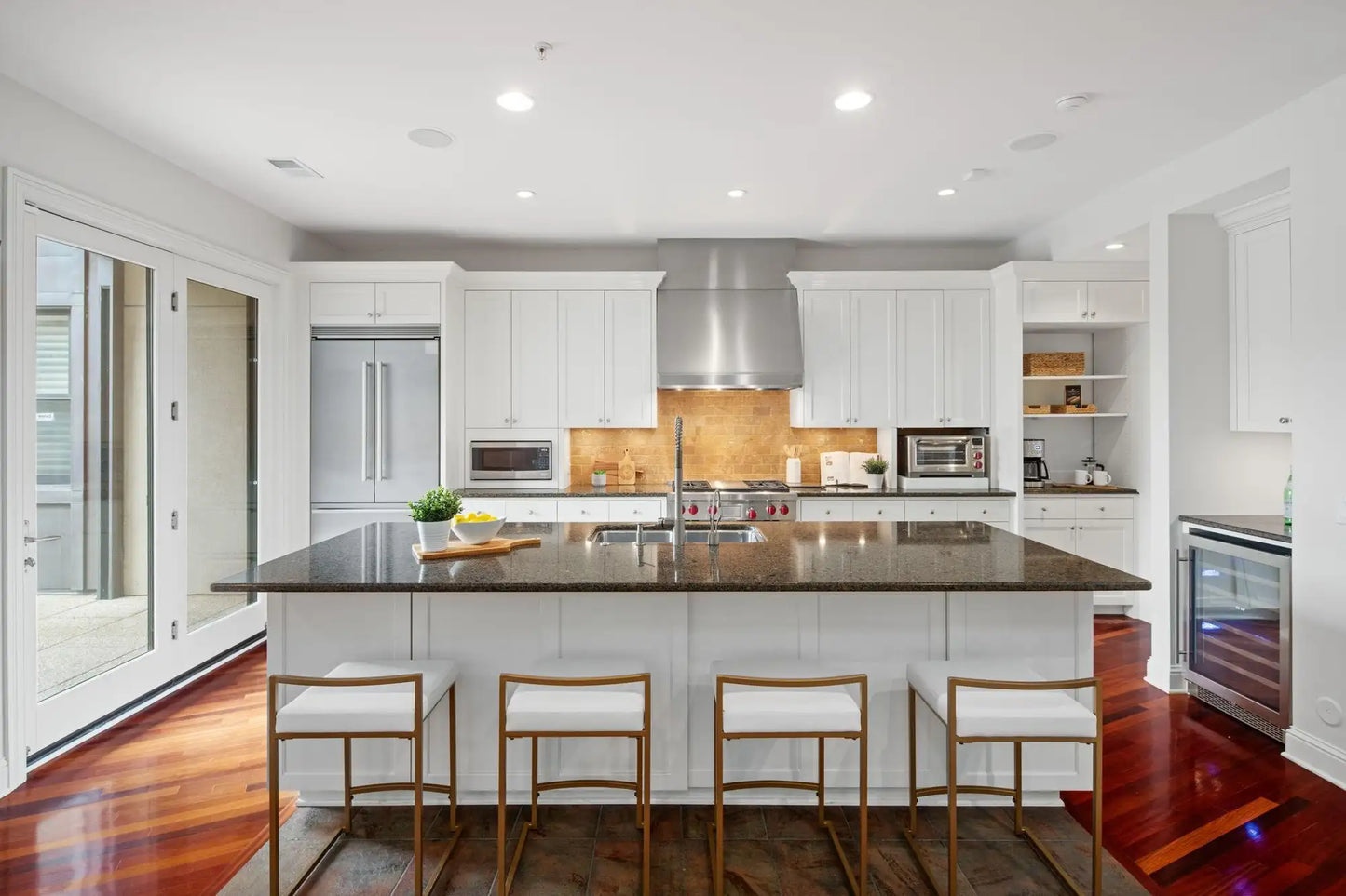 101 Main Street, Minneapolis, MN 55413