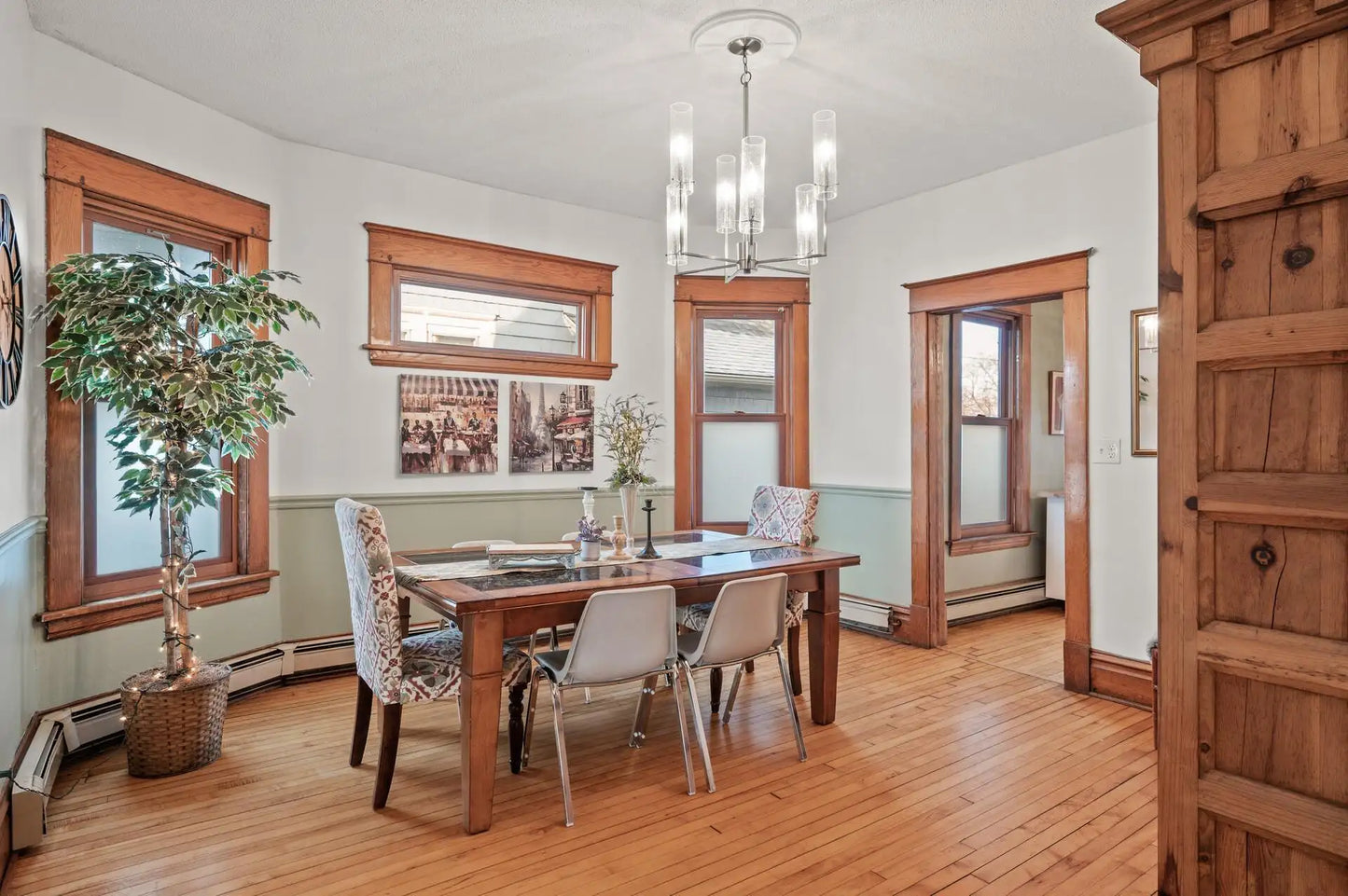 1005 Mclean Avenue, Saint Paul, MN 55106