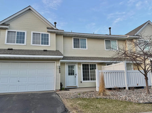 7869 Autumn Ridge Avenue, Chanhassen, MN 55317