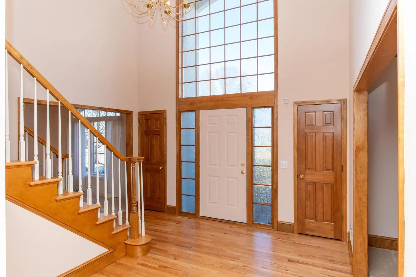10127 Trotters Path, Eden Prairie, MN 55347