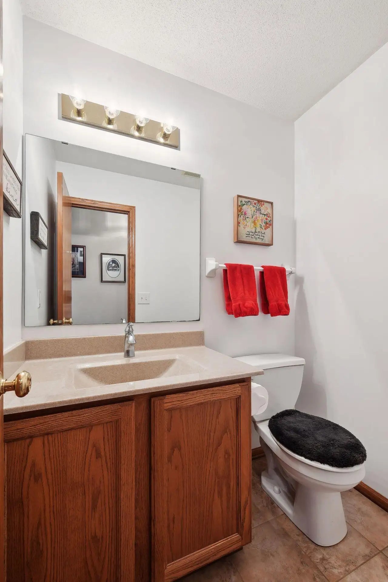 1011 Wesley Court, Rockford, MN 55373