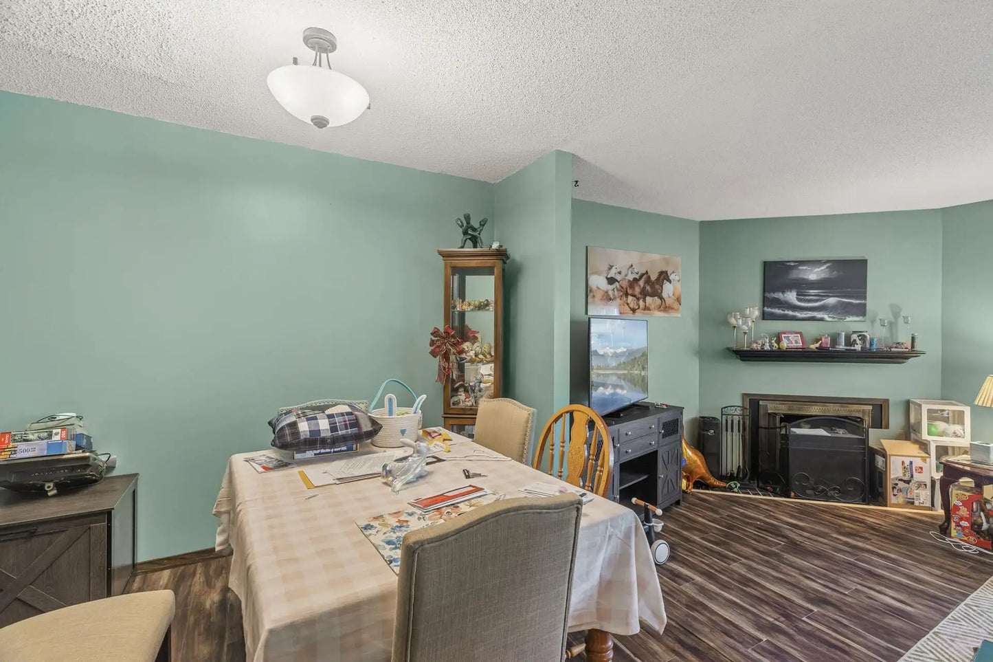 101 Canabury Court, Little Canada, MN 55117