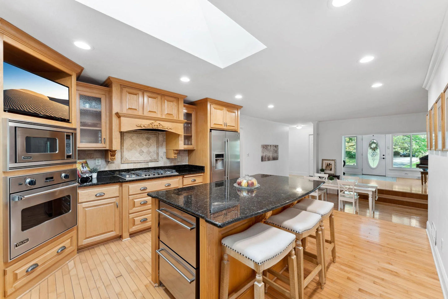 1000 Valley Oaks Road, Vadnais Heights, MN 55127