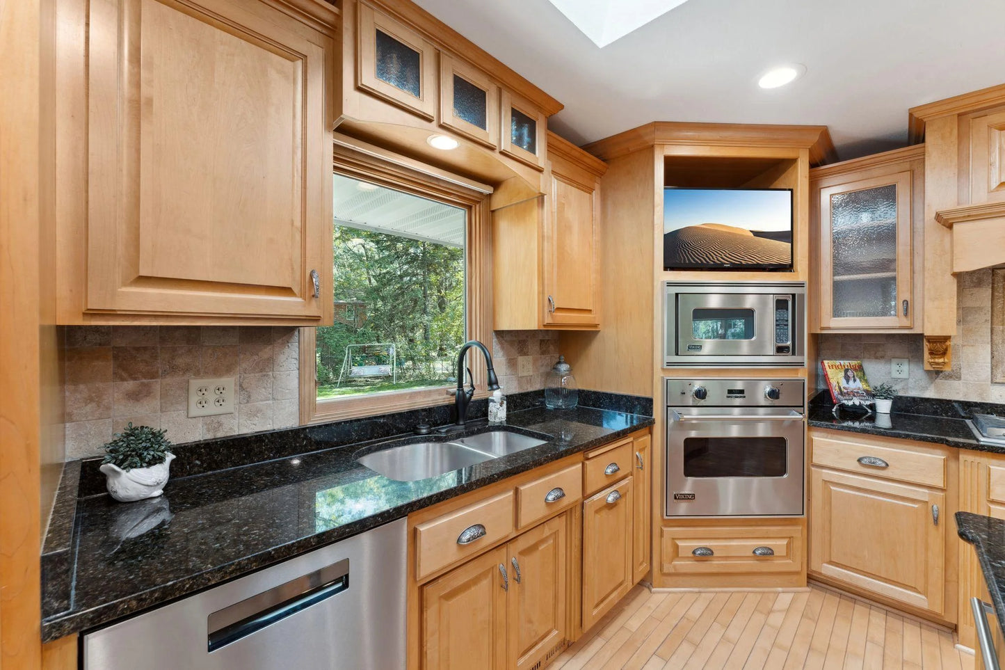1000 Valley Oaks Road, Vadnais Heights, MN 55127