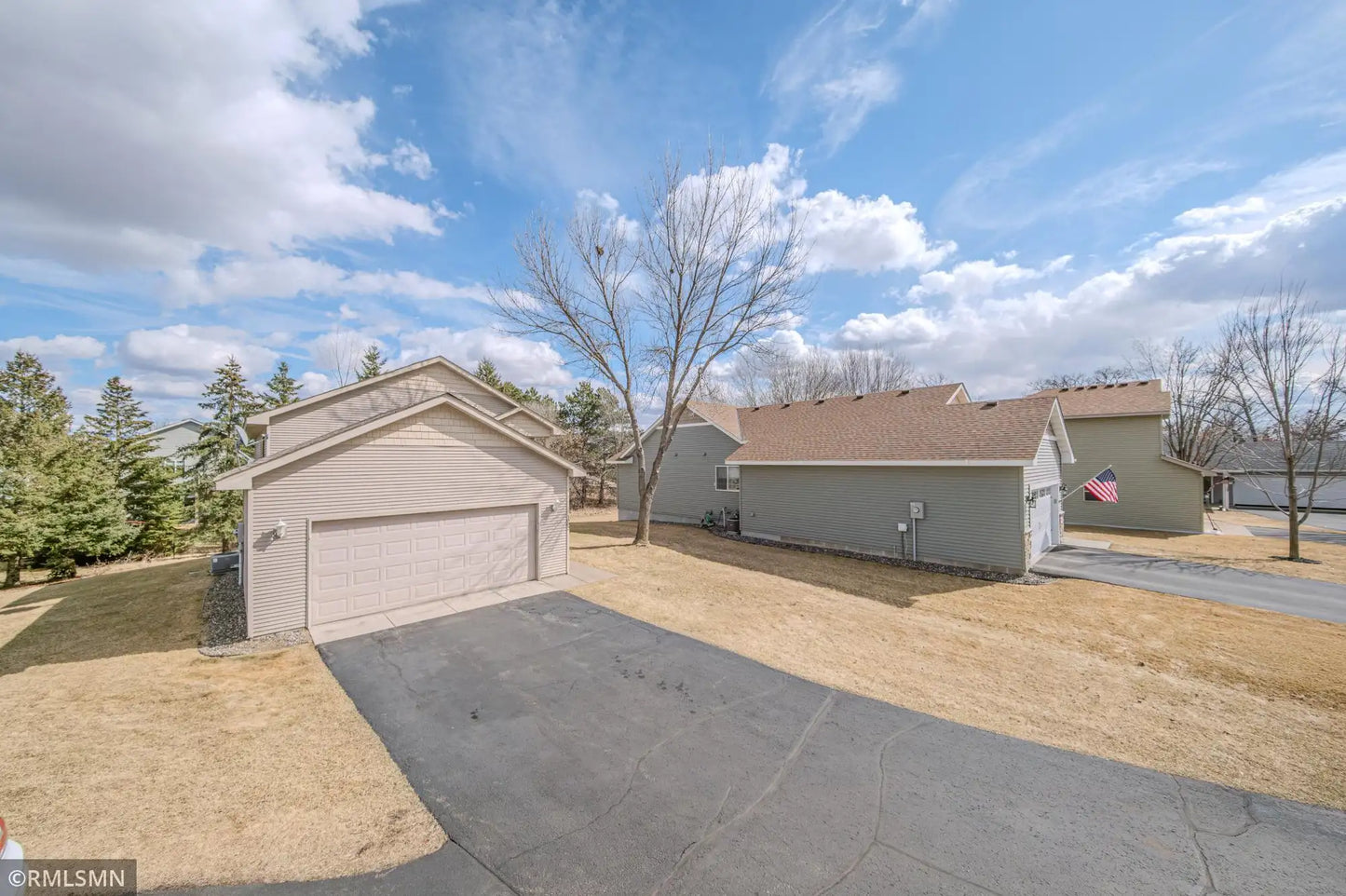 1002 Pleasant View Court, Isanti, MN 55040
