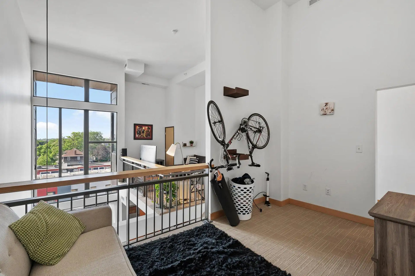 10 26th Street, Minneapolis, MN 55404