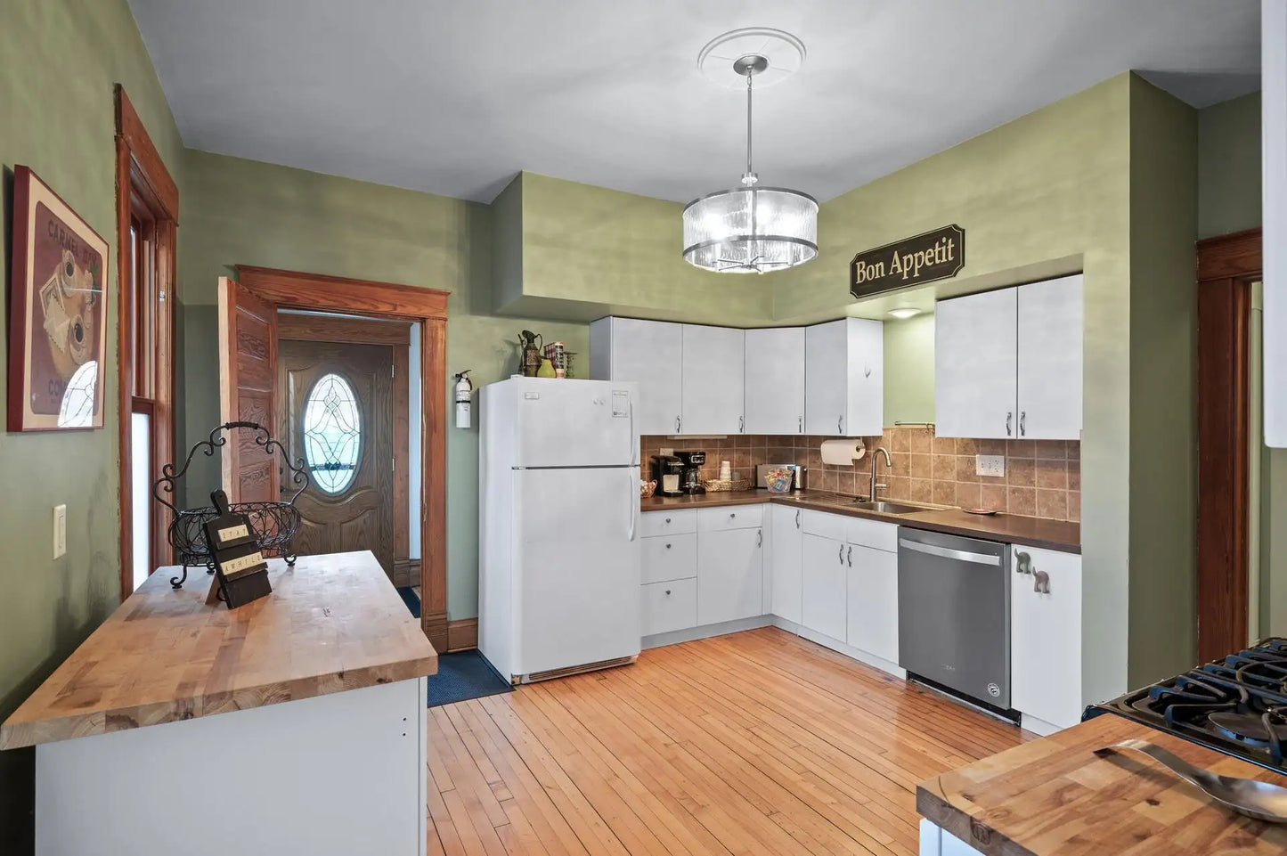 1005 Mclean Avenue, Saint Paul, MN 55106