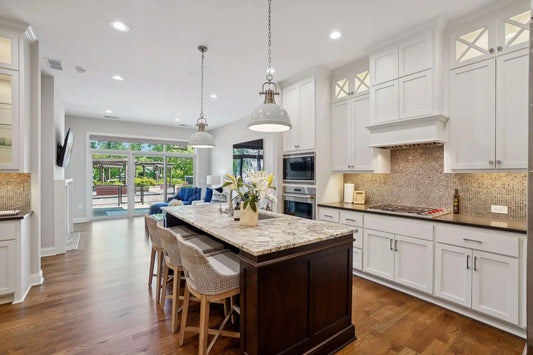 935 Lake Street, Wayzata, MN 55391
