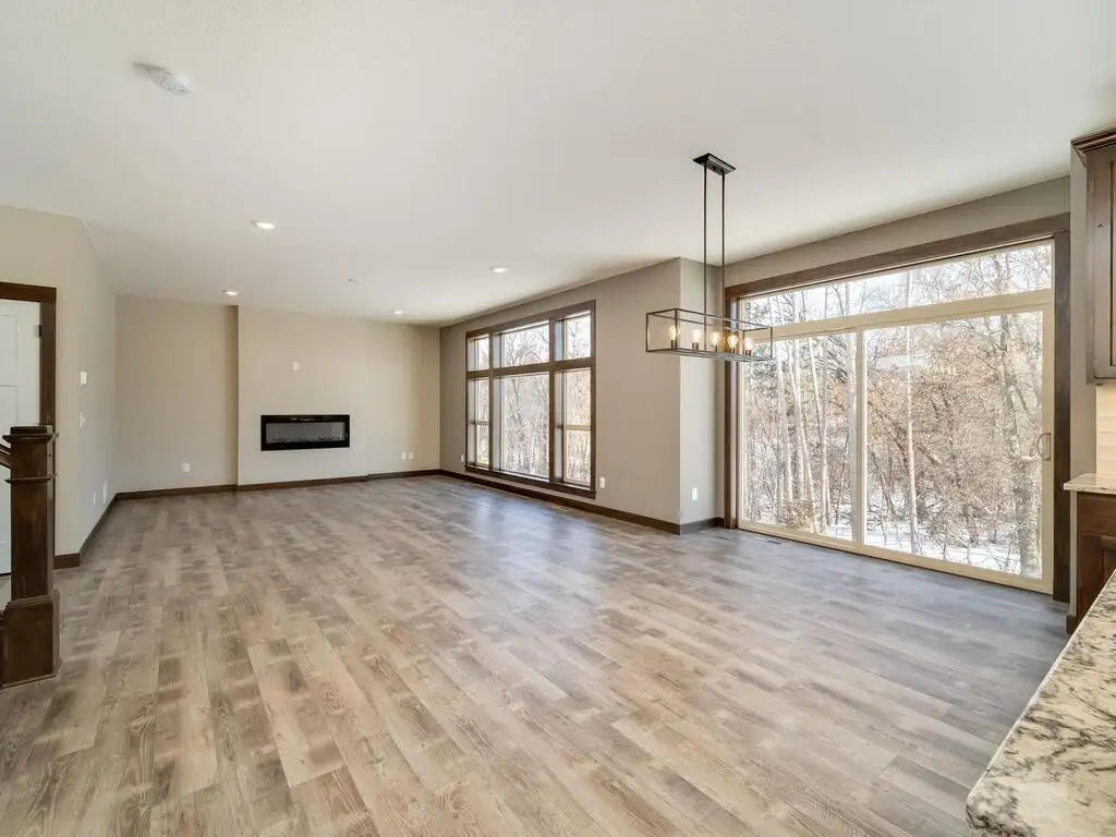 000 Narcissis Court, Cambridge, MN 55008